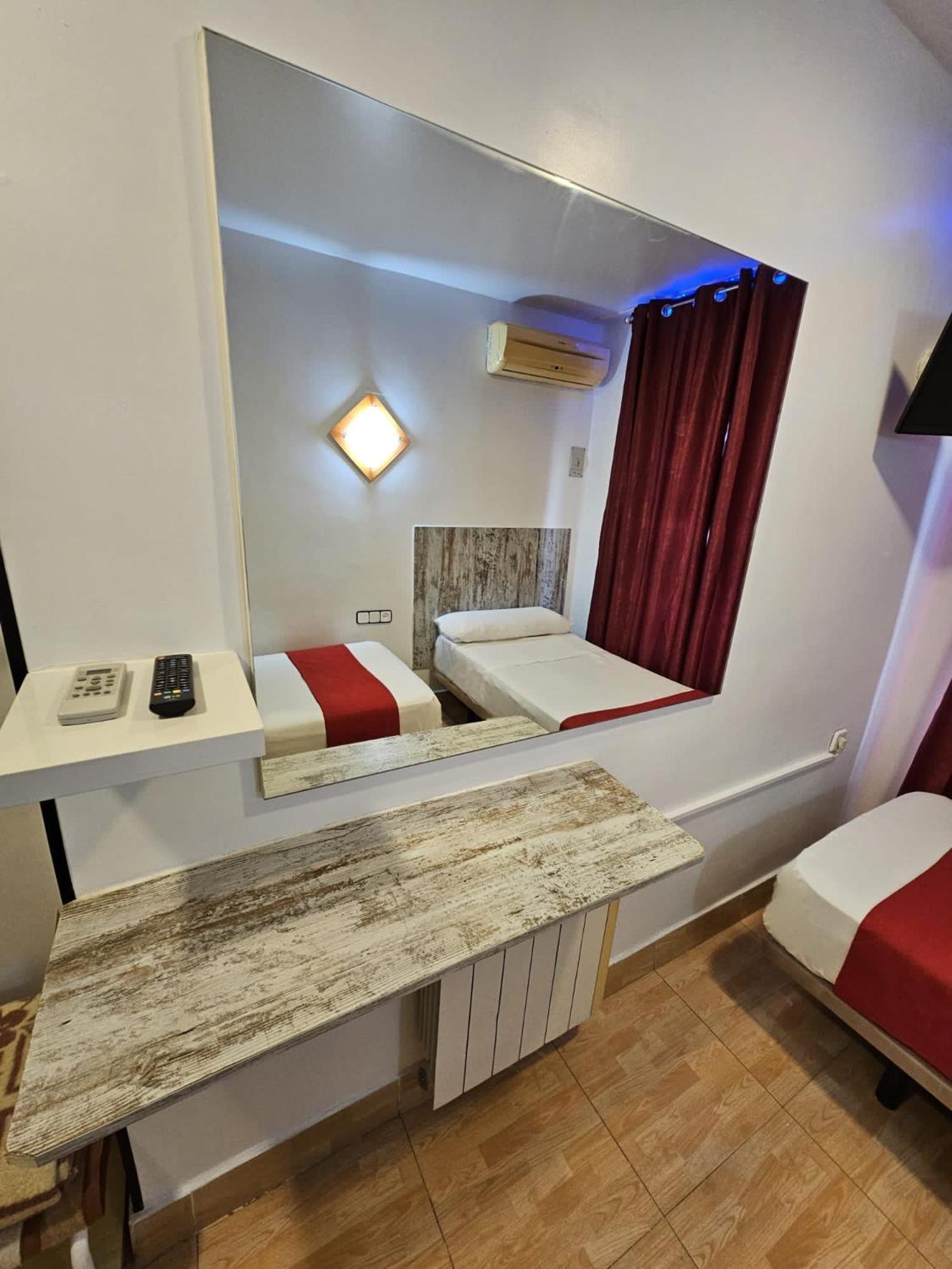 Hostal Las Vegas Madrid Kültér fotó